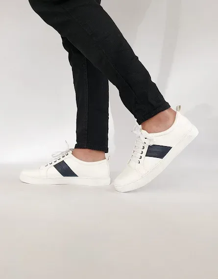 Tenis Marutti para caballero 2378BL-43 color blanco