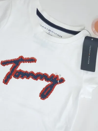 Camiseta Tommy Hilfiger para niña color blanco