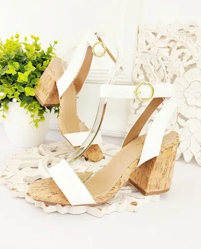 Sandalias para dama color beige y blanco