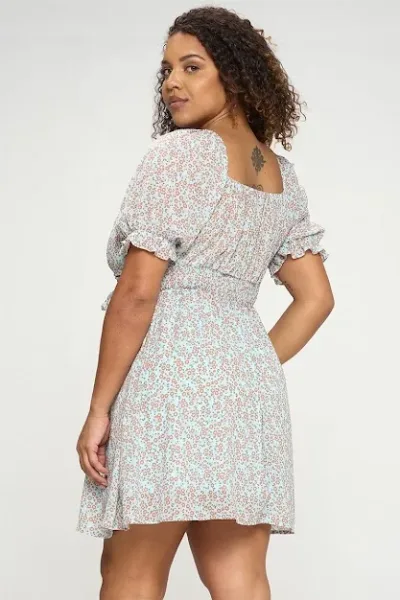 Vestido para dama color celeste con estampado floral