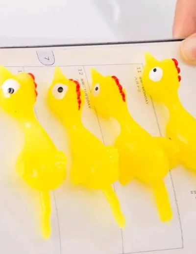 Juguete con diseño de pollo