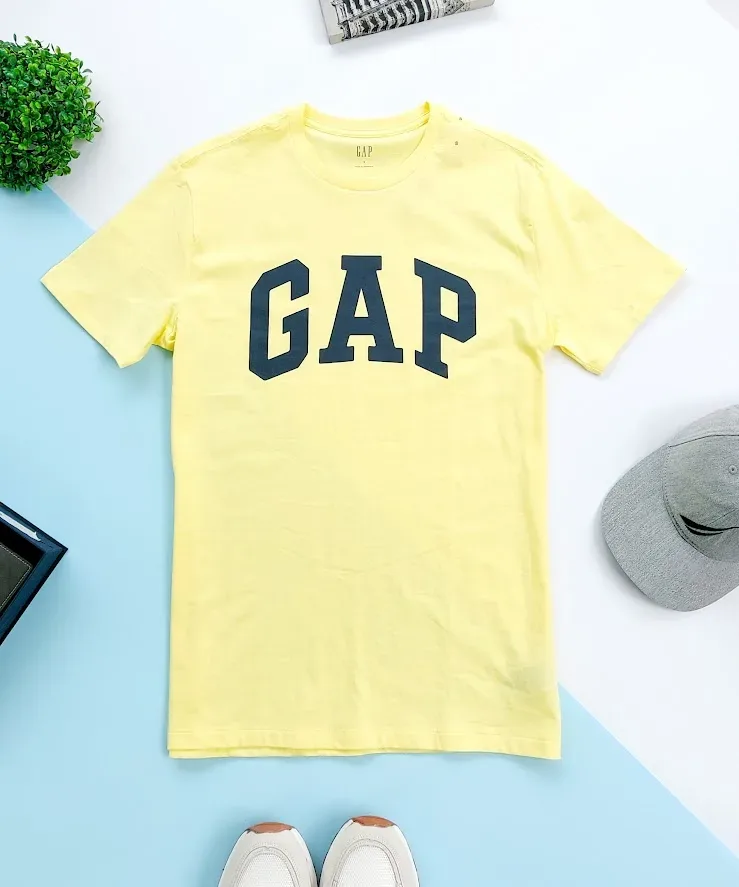 Camiseta Gap para caballero color amarillo