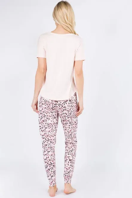 Pijama para dama color rosa con estampado de leopardo