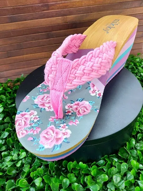 Sandalias Nicole Lee para dama color rosado
