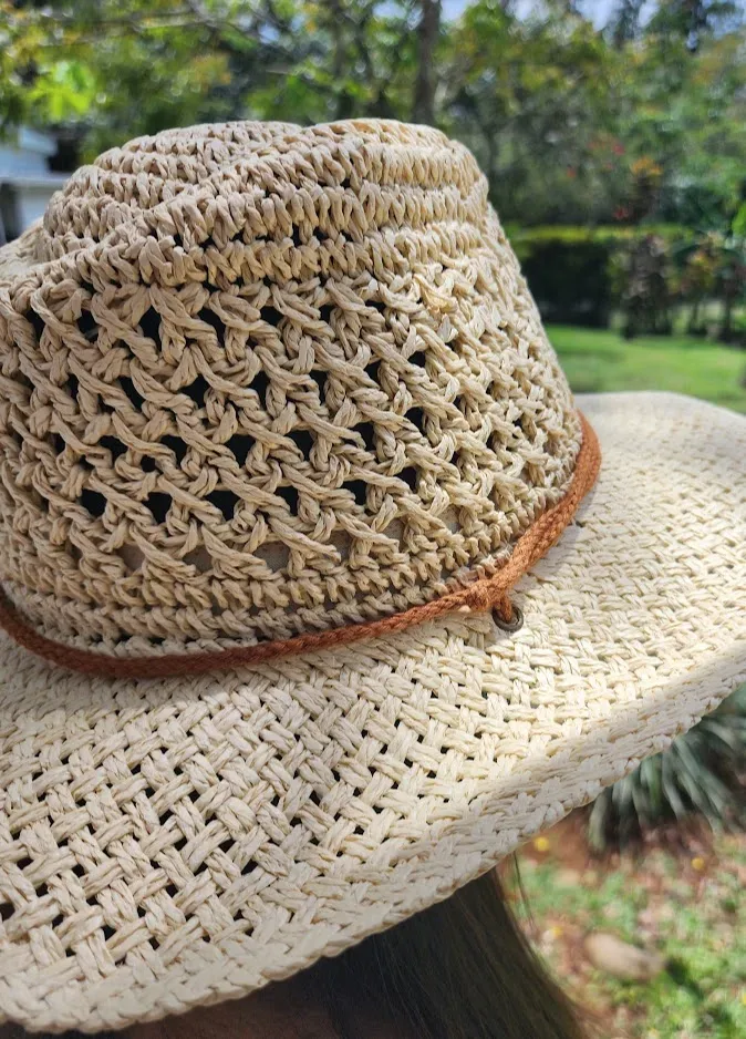 Sombrero para dama color beige