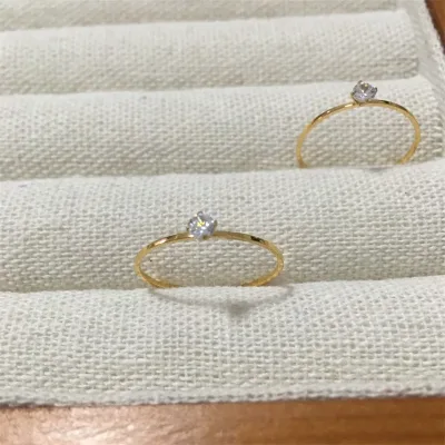Anillo de acero de titanio con baño de oro