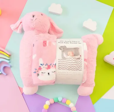 Conjunto de almohada y cobija con diseño de conejo