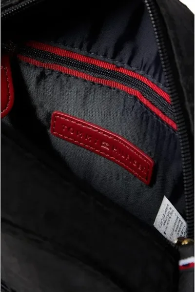 Bolso Tommy Hilfiger para dama color negro