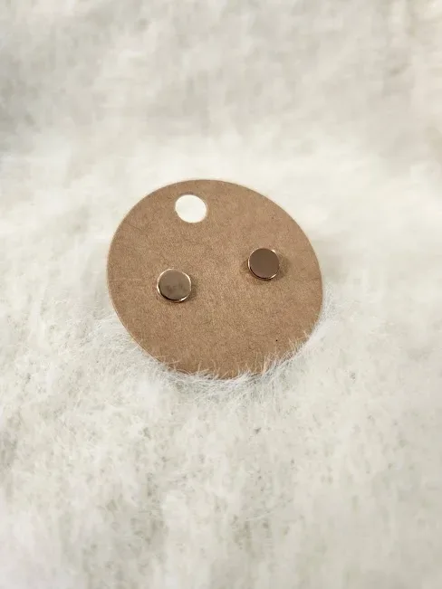 Aretes para dama de fantasía con diseño plano circular