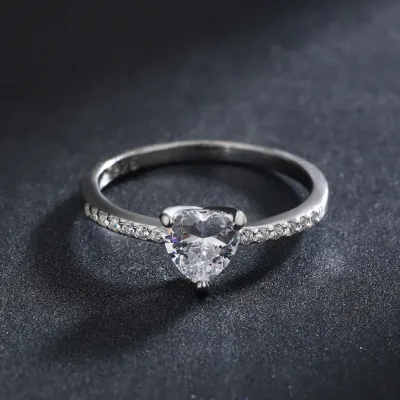 Anillo de plata esterlina