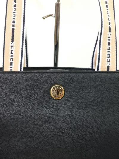 Bolso Tommy Hilfiger para dama color negro