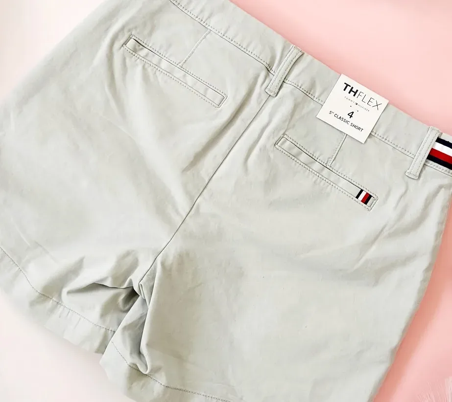 Short tommy Hilfiger para dama color gris claro