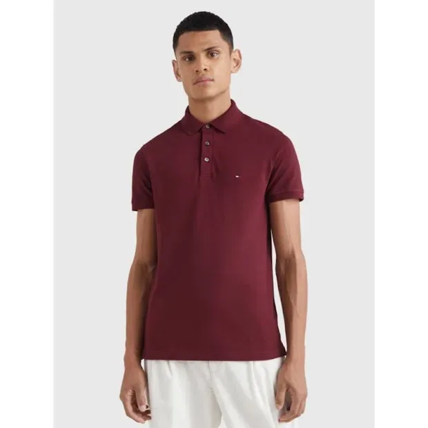 Camiseta Tommy Hilfiger Slim Fit para caballero color vino