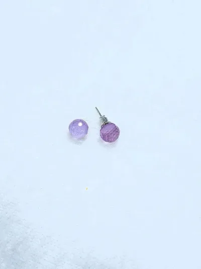 Par de aretes para dama diseño de bolita morada