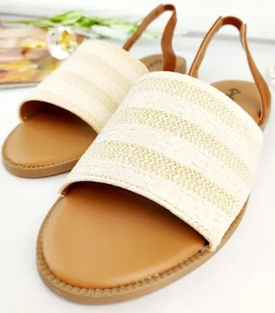 Sandalias para dama color camel y beige