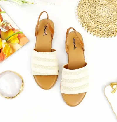 Sandalias para dama color camel y beige