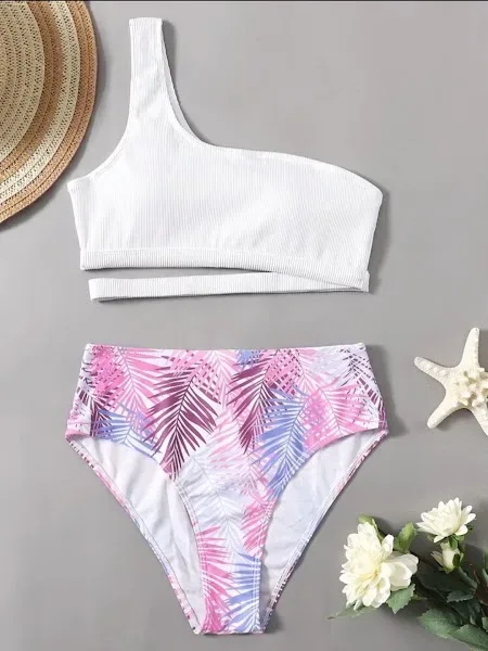 Vestido de baño para dama color blanco con diseño de hojas