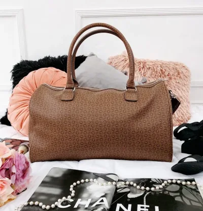 Bolso Guess para dama color café