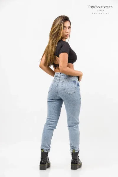 Mom Jeans Psycho Sixteen para dama PW181 color mezclilla