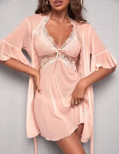 Conjunto de Baby doll  y bata