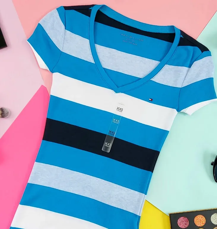 Camiseta Tommy Hilfiger para dama rayas azul y blanco