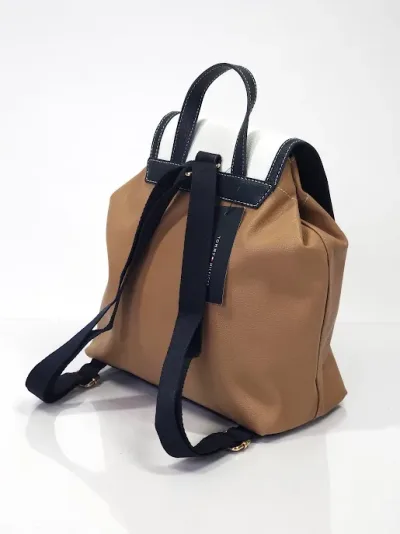 Bolso Tommy Hilfiger para dama color cafe