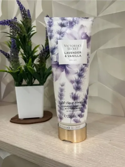 Loción  Victoria’s Secret  LAVENDER VAINILLA
