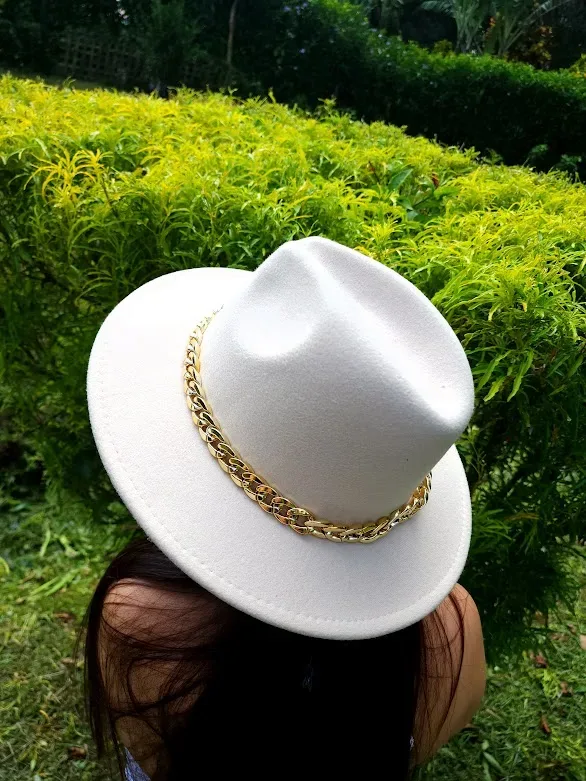 Sombrero para dama color beige