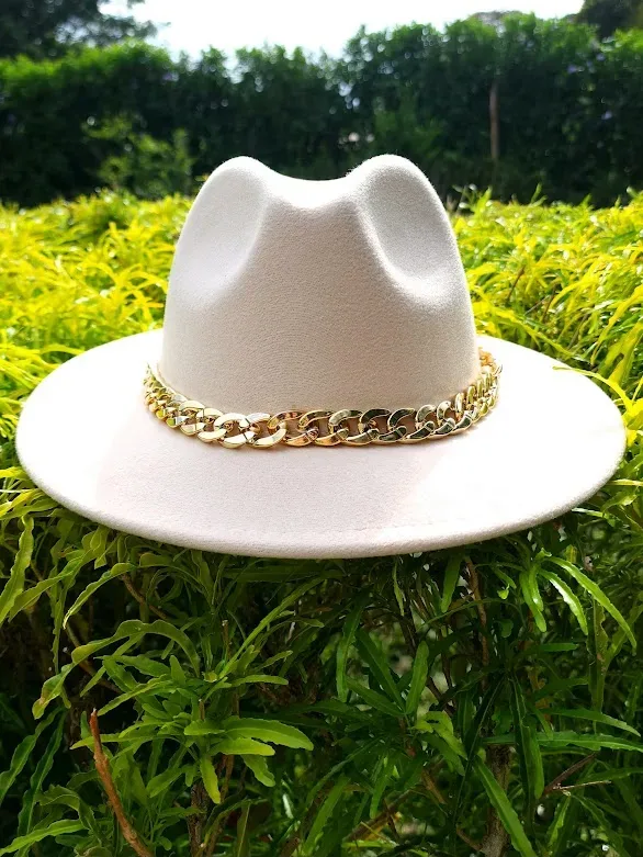 Sombrero para dama color beige