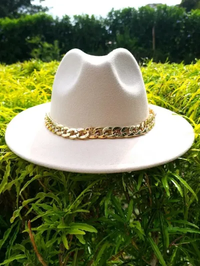 Sombrero para dama color beige
