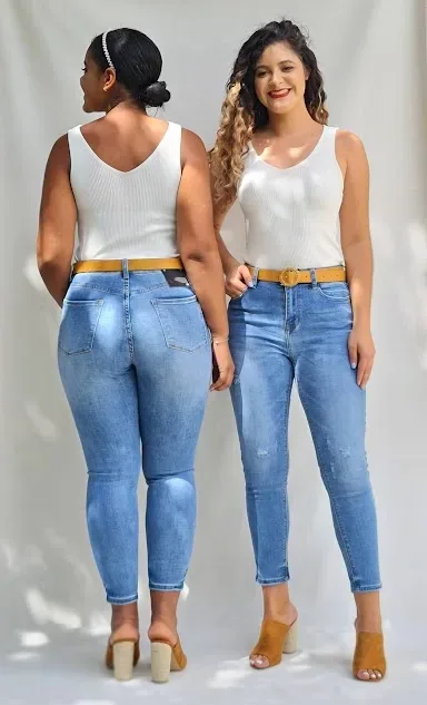 Jeans para dama medium rise skinny IB7141HS color celeste