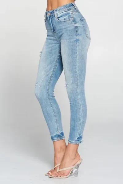 Jeans para dama medium rise skinny IB7141HS color celeste