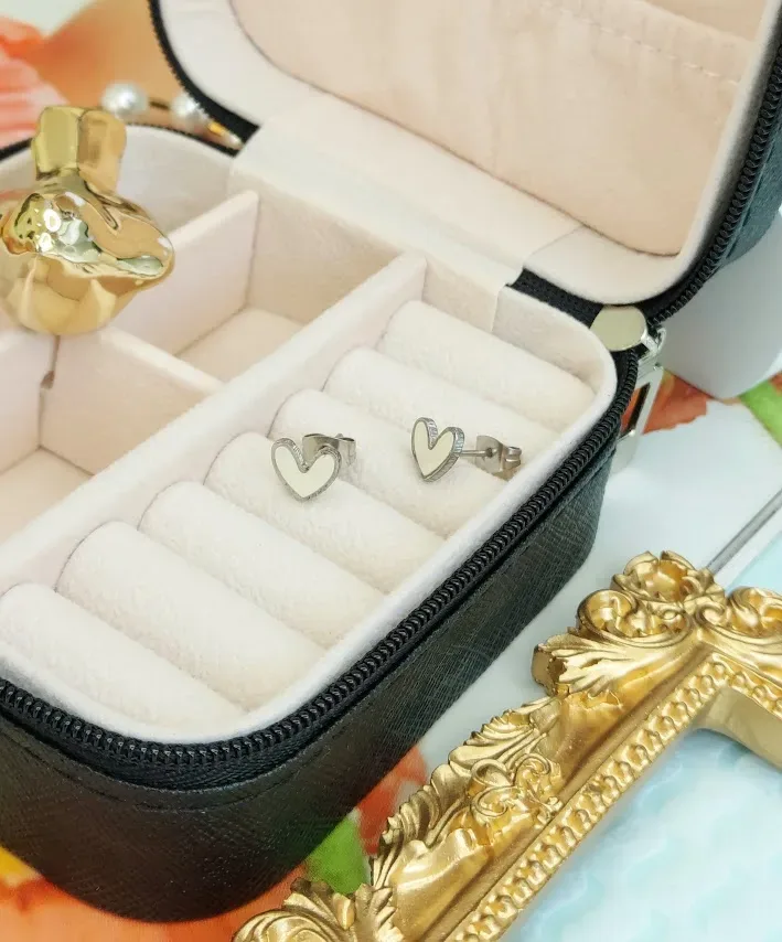 Par de aretes de acero inoxidable para dama