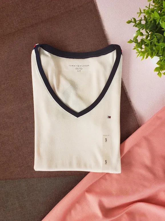 Camiseta Tommy Hilfiger para dama color palo rosa