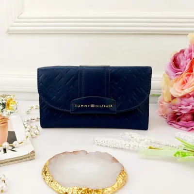 Cartera Tommy Hilfiger para dama color azul