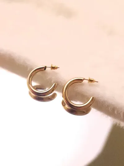 Aretes para dama de fantasía color dorado