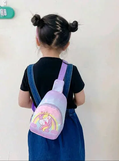 Bolso de pecho para niña de Unicornio