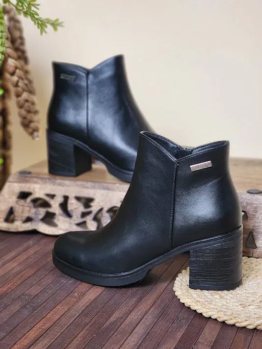 Botines Sabata para dama KYOTO-2526 BLACK