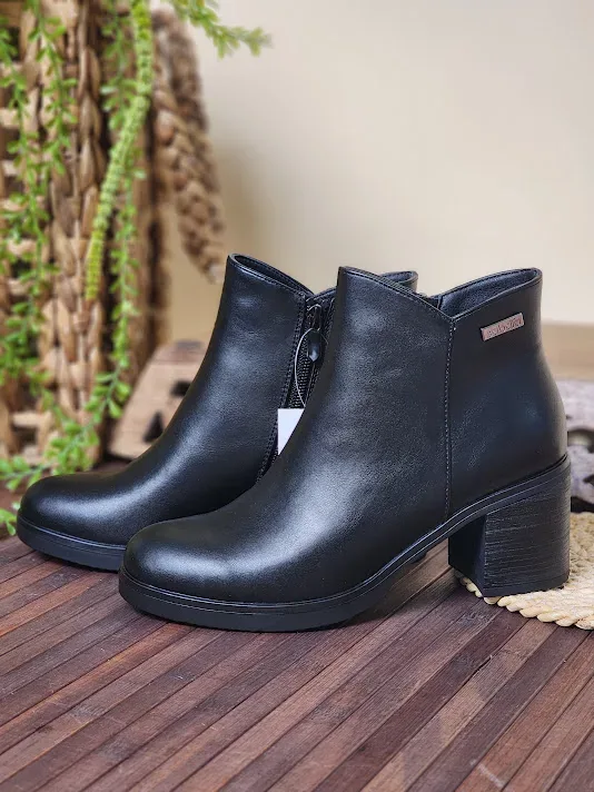 Botines Sabata para dama KYOTO-2526 BLACK