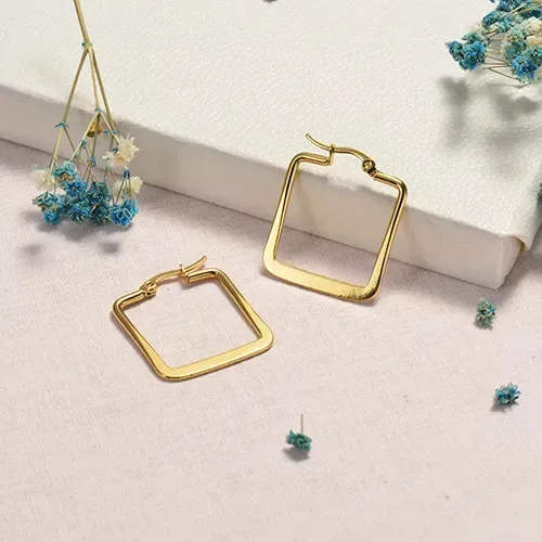 Par de aretes de acero inoxidable para dama