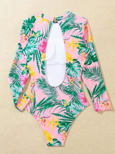 Vestido de baño para dama rosado con diseño tropical