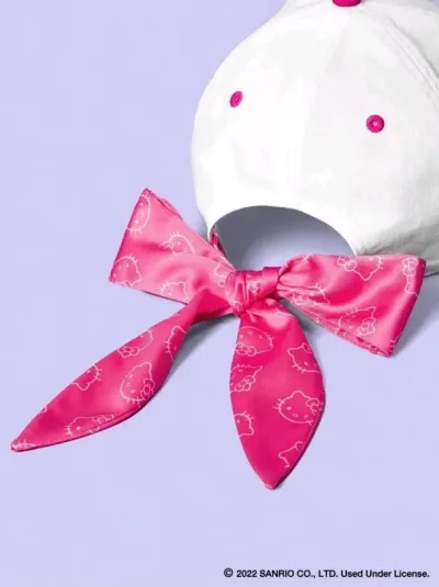 Gorra para dama con diseño de Hello Kitty color blanco