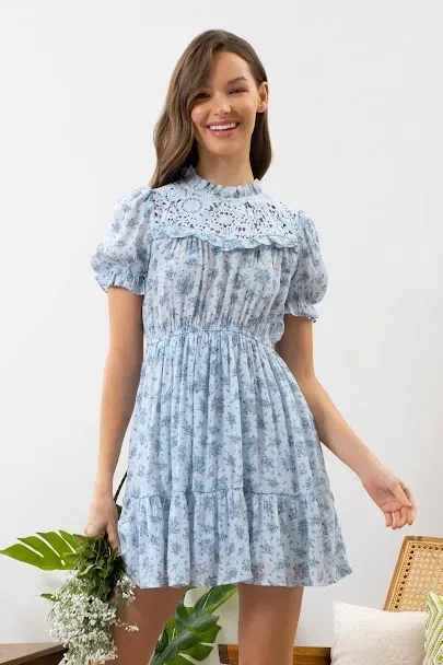 Vestido para dama diseño floral color celeste