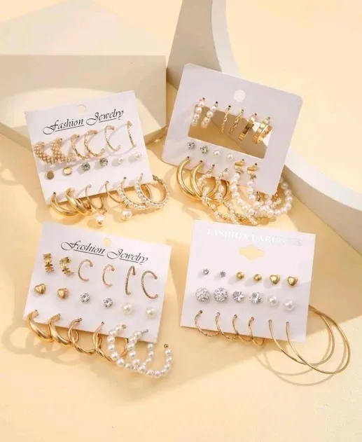Set de aretes para dama color dorado