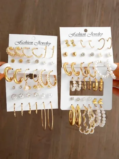 Set de aretes para dama color dorado