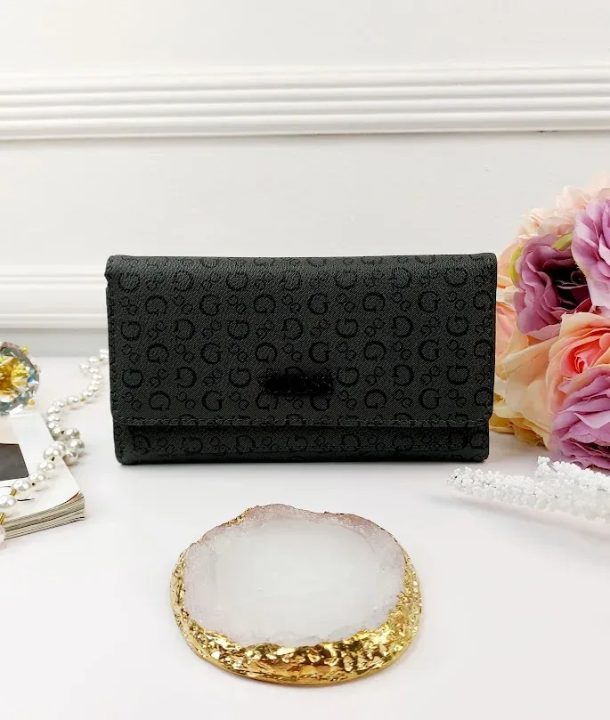 Cartera Guess para dama color  acfé