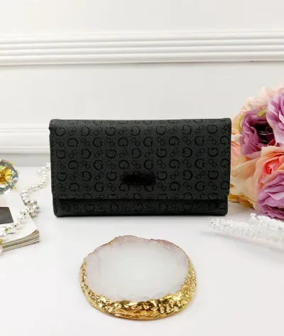Cartera Guess para dama color  acfé