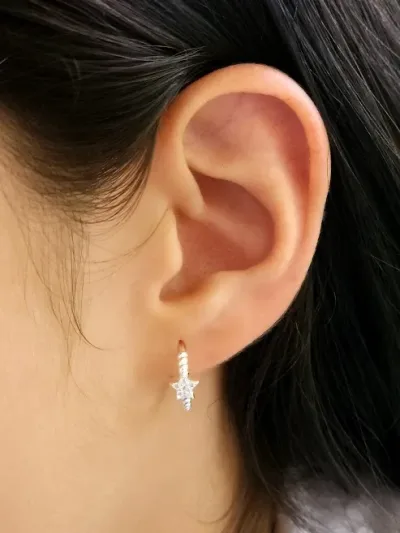 Aretes plata 925 para dama color plata diseño luna y estrella