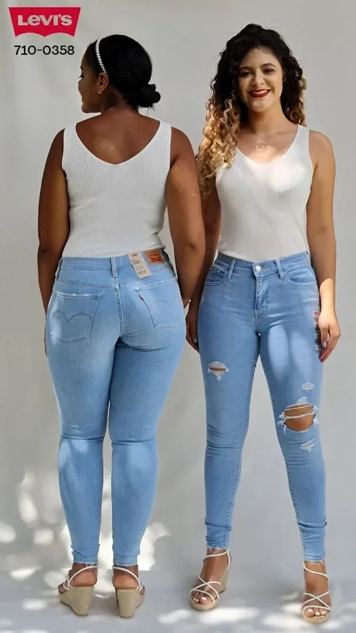 Jeans para dama Levis 710-0358 super skinny color celeste