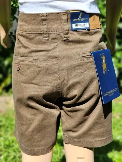 Short Cambridge Polo Club para niño color verde musgo